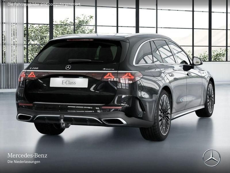 Gebraucht Mercedes E200 AMG 204 PS (150 kW) 2024 Schwarz Limousine