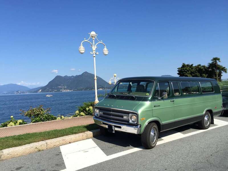 Grün Gebraucht 1976 Dodge DeLuxe Van / Kleinbus | 16.500 € - Bild 1/4