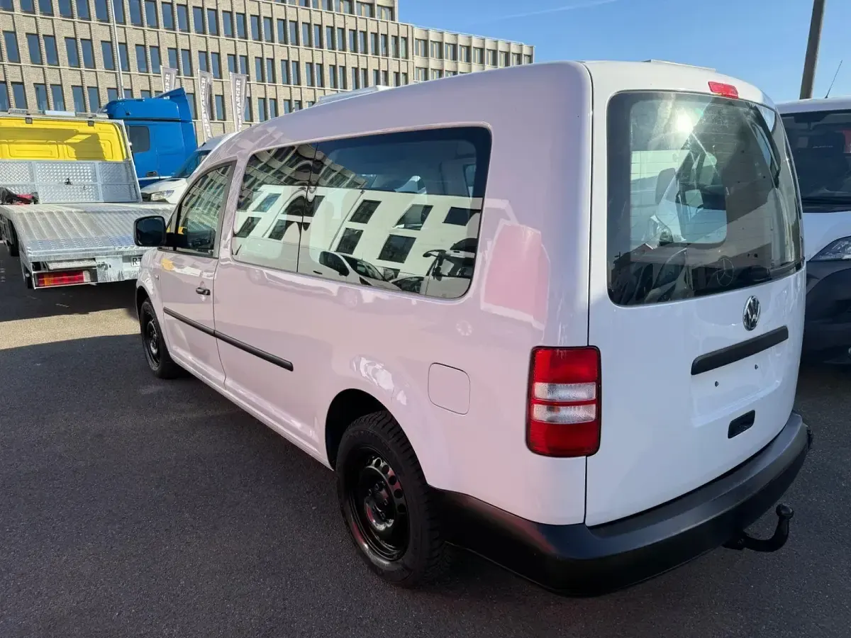 Gebraucht VW Caddy Maxi 102 PS (75 kW) 2013 Weiß Van / Kleinbus
