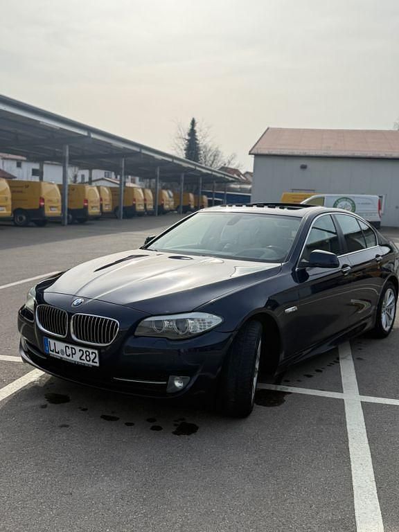 Gebraucht BMW 535 306 PS (225 kW) 2011 Blau Limousine