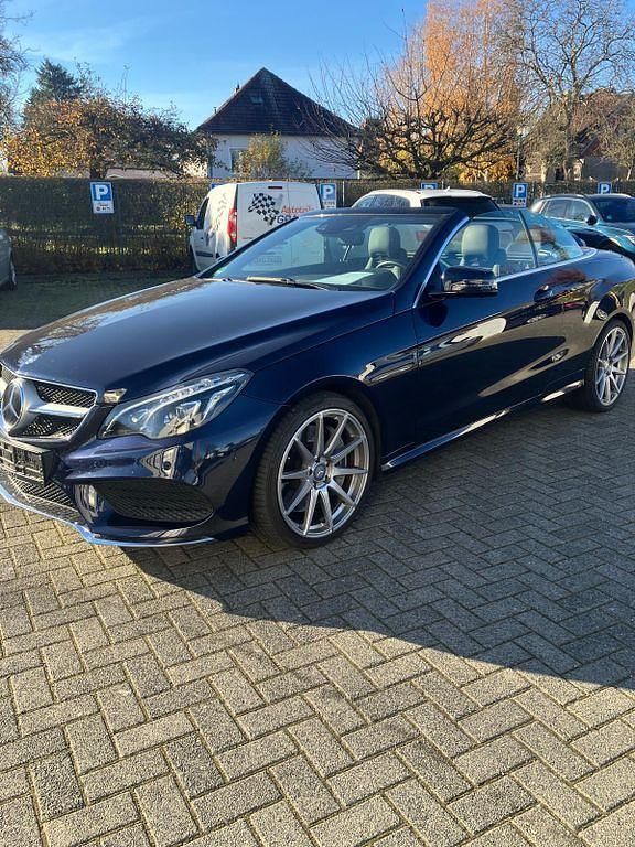 Używany Mercedes E500 408 KM (300 kW) 2013 Niebieski Kabriolet