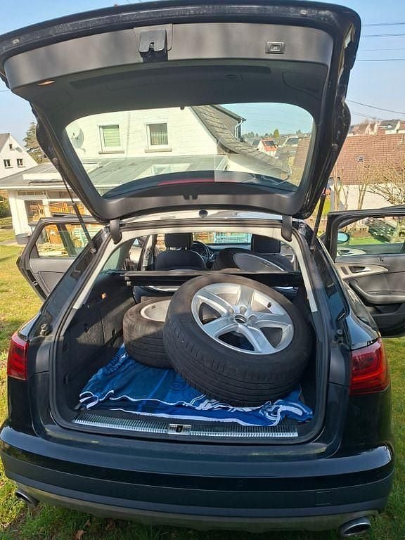 Gebraucht Audi A6 Allroad Ambiente 320 PS (235 kW) 2015 Schwarz Kombi