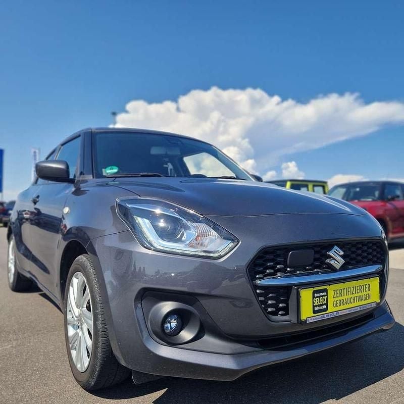 Gebraucht Suzuki Swift Club 83 PS (61 kW) 2021 Mineral gray Limousine