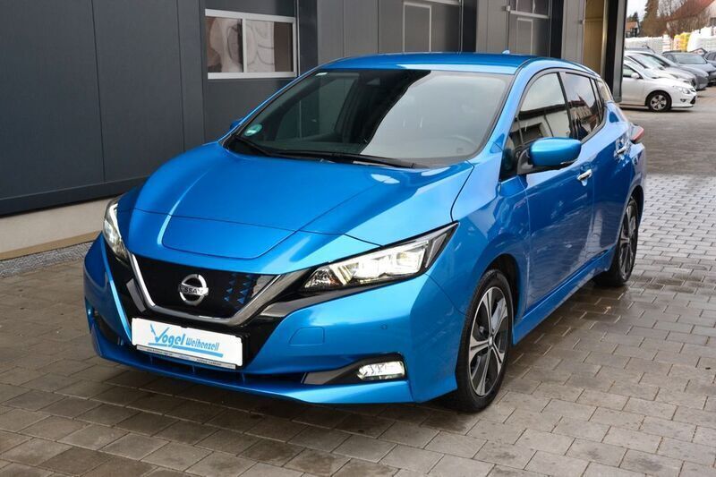 Blau Gebraucht 2021 Nissan Leaf N-Connecta Kleinwagen | 14.999 € (Fairer Preis) - Bild 1/4