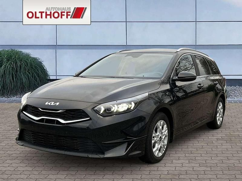Gebraucht Kia Ceed Sportswagon Comfort 140 PS (102 kW) 2025 Black pearl Kombi