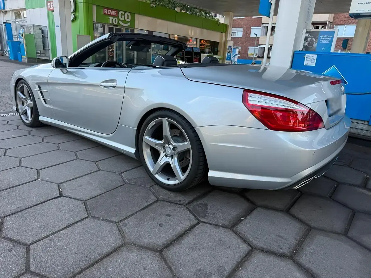Gebraucht Mercedes SL500 AMG 435 PS (319 kW) 2013 Silber Cabrio