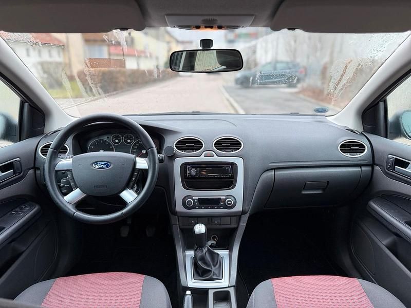 Gebraucht Ford Focus 101 PS (74 kW) 2007 Schwarz Limousine