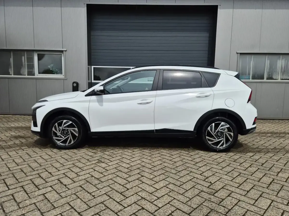 Neu Hyundai Bayon Trend 90 PS (66 kW) 2026 Atlas white SUV