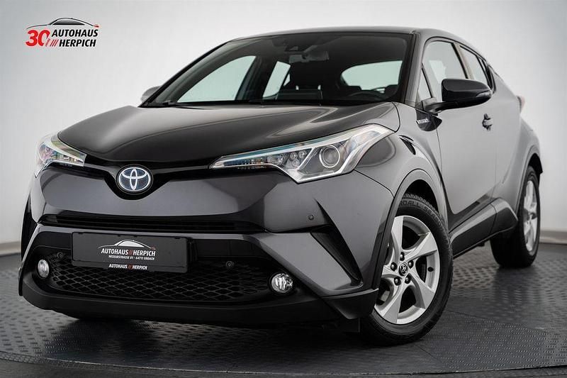 Grey metallic Gebraucht 2019 Toyota C-HR Comfort SUV | 18.490 € (Fairer Preis) - Bild 1/4