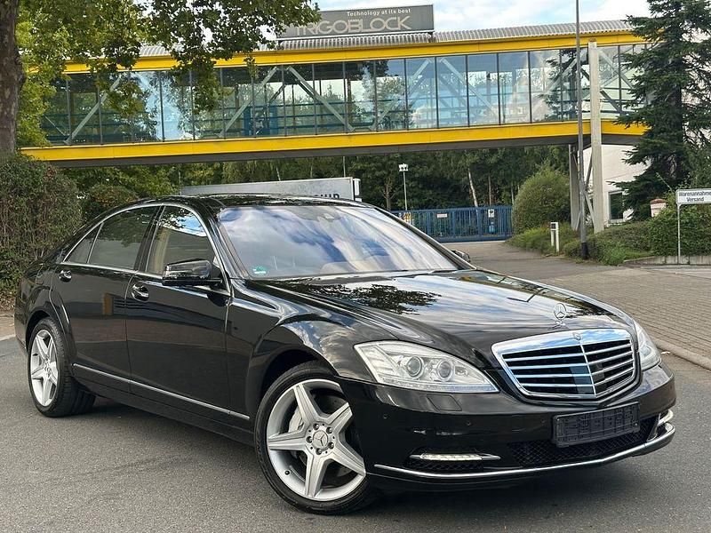 Gebraucht Mercedes S500L 435 PS (319 kW) 2013 Schwarz Limousine