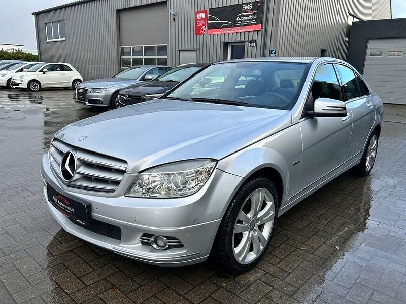 Gebraucht Mercedes C220 Avantgarde 170 PS (125 kW) 2009 Silber Limousine