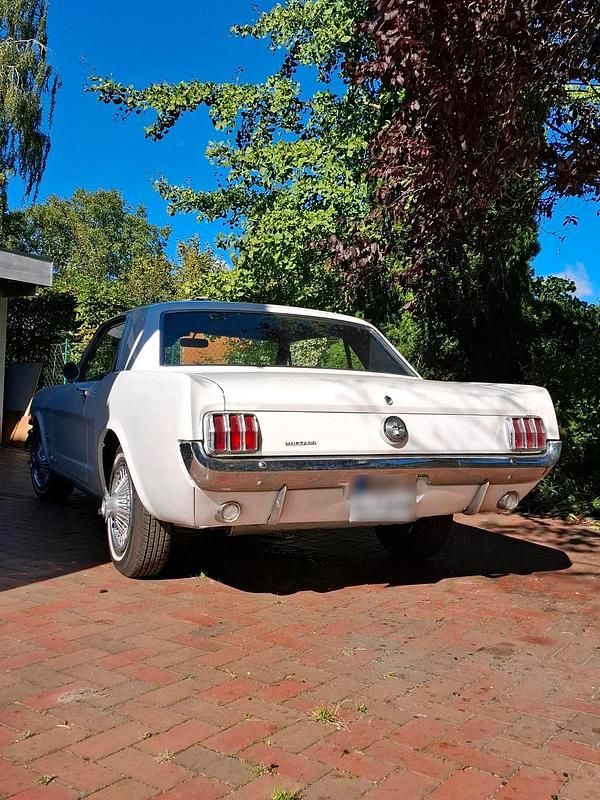 Gebraucht Ford Mustang 220 PS (161 kW) 1966 Weiß Coupé