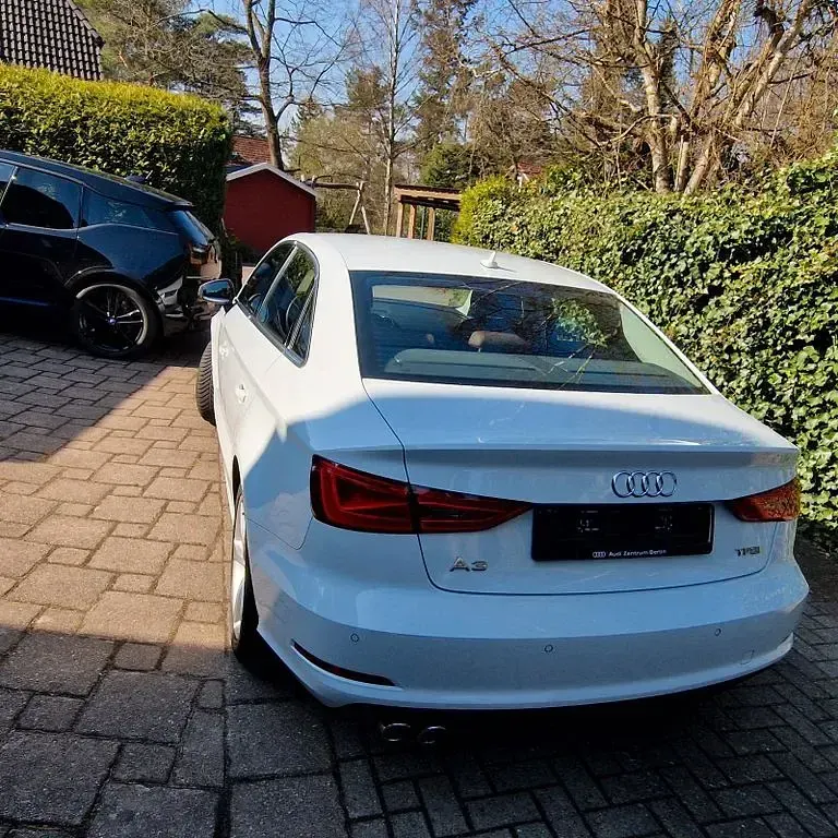 Gebraucht Audi A3 Ambiente 140 PS (102 kW) 2013 Weiß Limousine