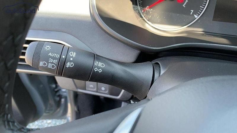 Neu Dacia Jogger Extreme 91 PS (66 kW) 2025 Grau Van / Kleinbus