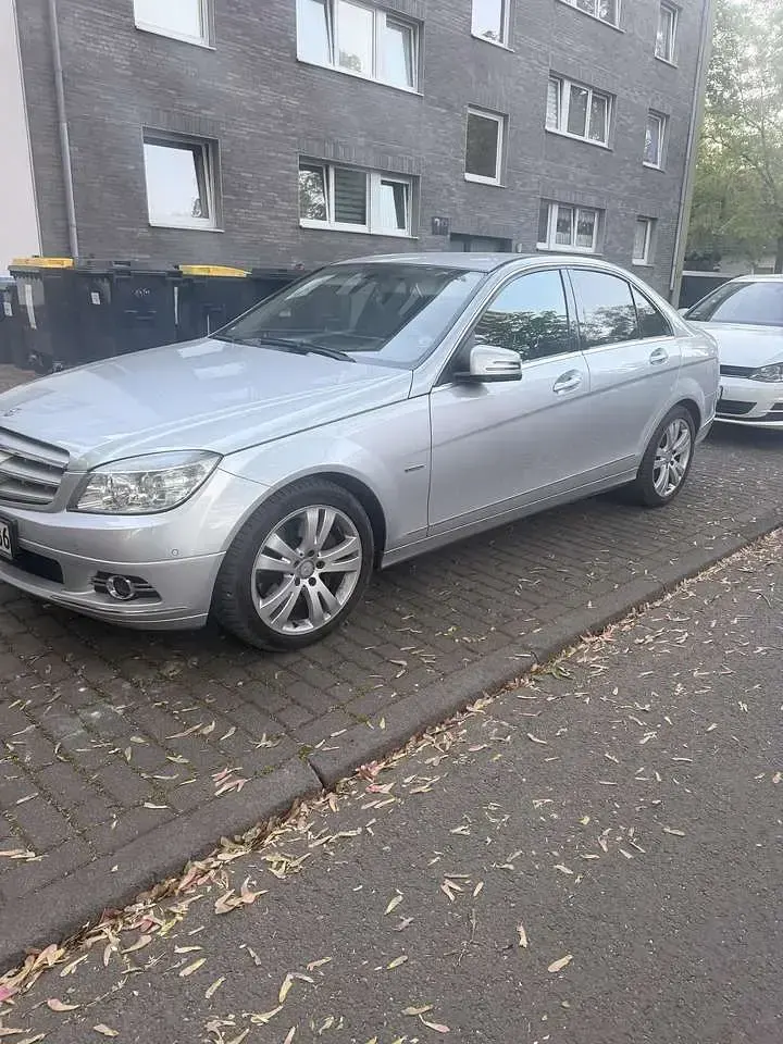 Gebraucht Mercedes C350 Elegance 231 PS (169 kW) 2010 Limousine