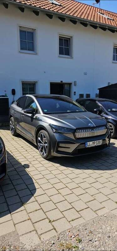Gebraucht 2023 Skoda Enyaq iV RS SUV | 36.500 € (Superpreis) - Bild 1/4
