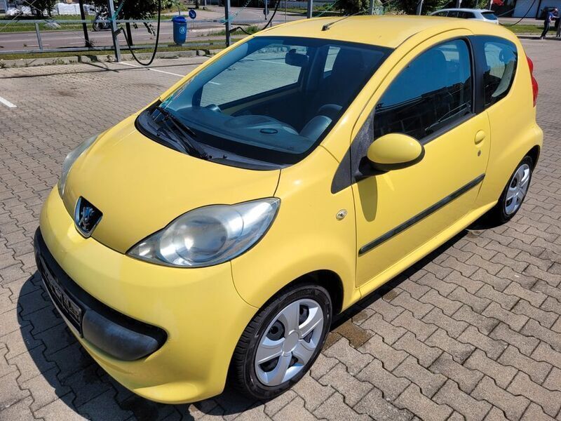 Gebraucht Peugeot 107 Filou 68 PS (50 kW) 2006 Gelb Kleinwagen