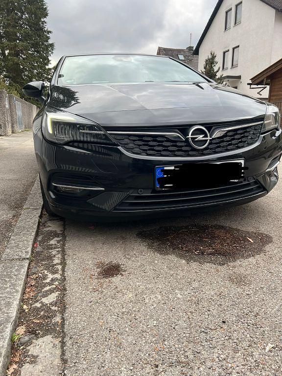 Gebraucht Opel Astra 105 PS (77 kW) 2020 Schwarz Limousine