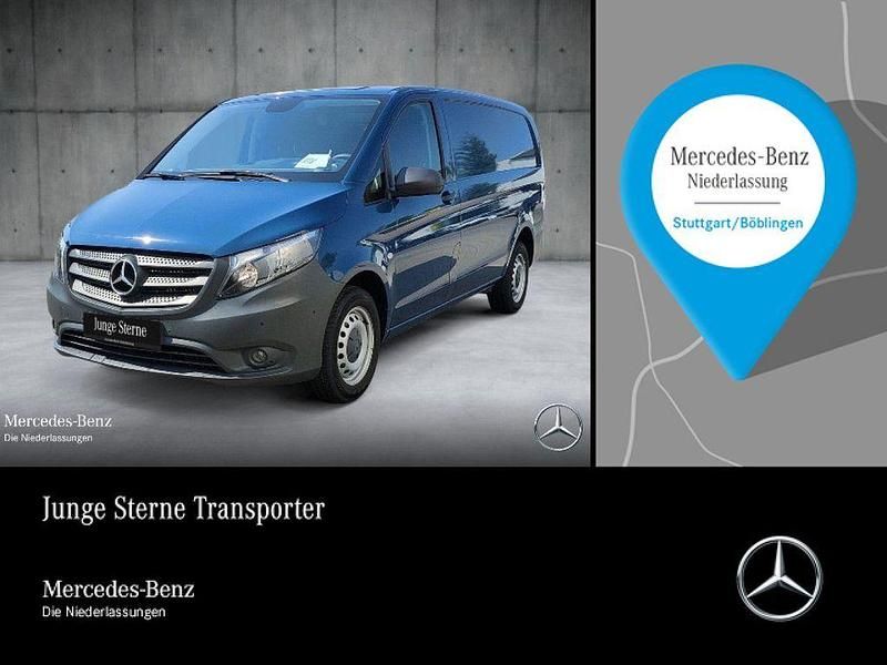 Blau Gebraucht 2022 Mercedes Vito Van / Kleinbus | 29.250 € (Guter Preis) - Bild 1/4