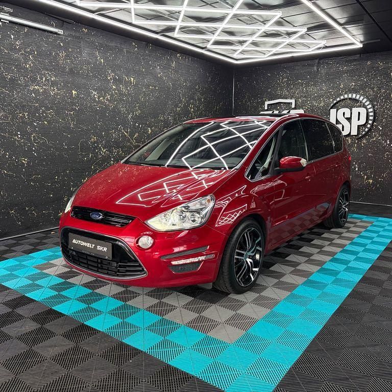 Gebraucht Ford S-MAX Titanium 239 PS (175 kW) 2013 Rot Van / Kleinbus
