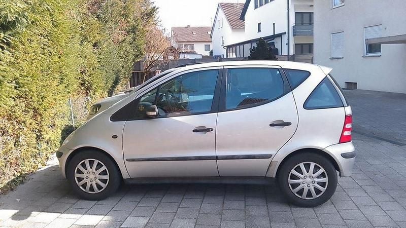 Gebraucht Mercedes A140 Avantgarde 82 PS (60 kW) 2003 Silber Kleinwagen