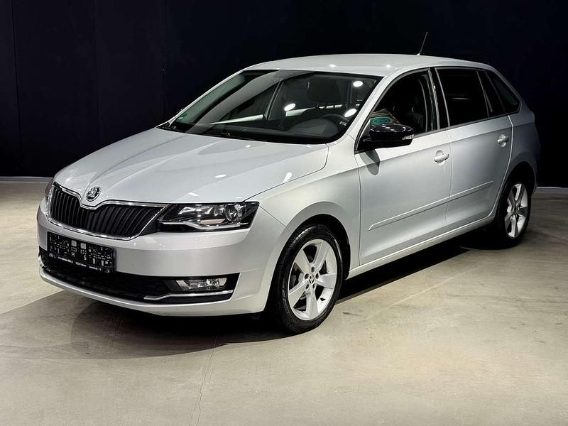 Gebraucht Skoda Rapid Style 95 PS (69 kW) 2017 Brilliantsilber metallic Kombi