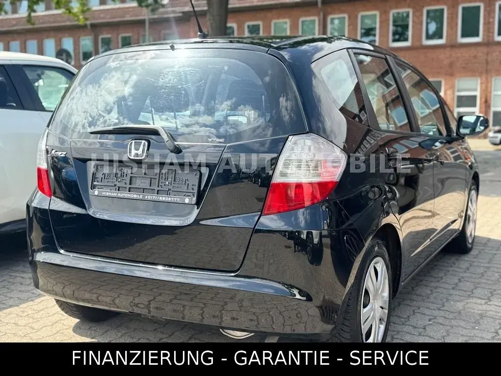 Gebraucht Honda Jazz Trend 90 PS (66 kW) 2011 Schwarz Kleinwagen