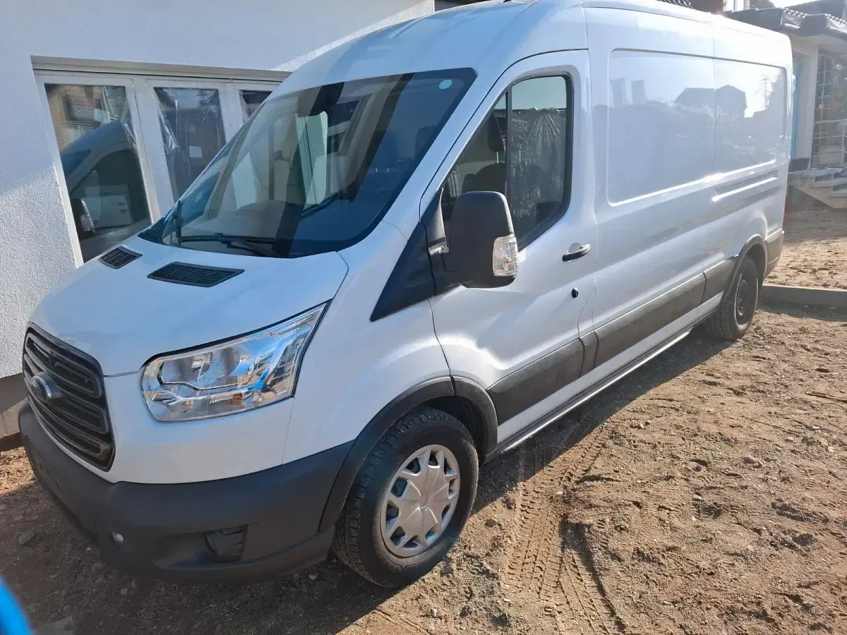 Usata Ford Transit 131 CV (96 kW) 2018 Bianco Monovolume