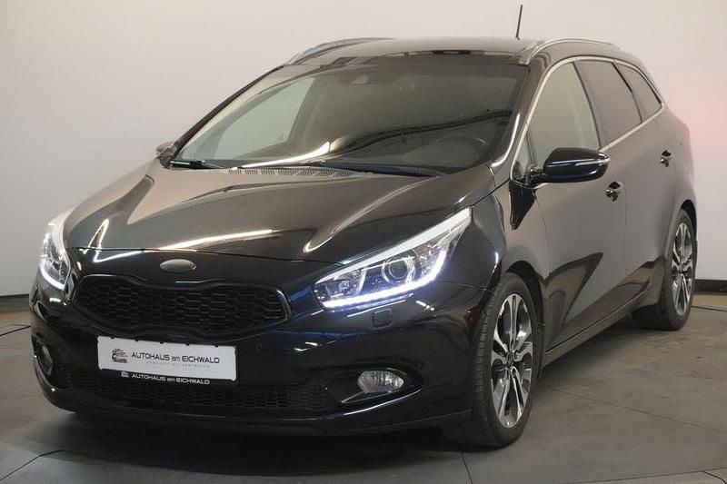 Gebraucht Kia Ceed Platinum Edition 135 PS (99 kW) 2014 Schwarz Kleinwagen