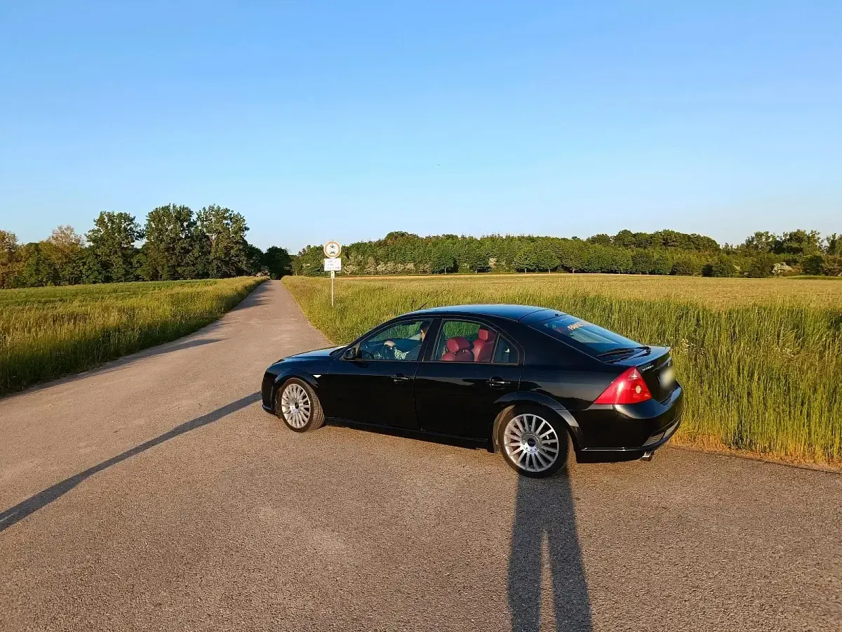 Gebraucht Ford Mondeo ST 229 PS (168 kW) 2003 Schwarz Limousine
