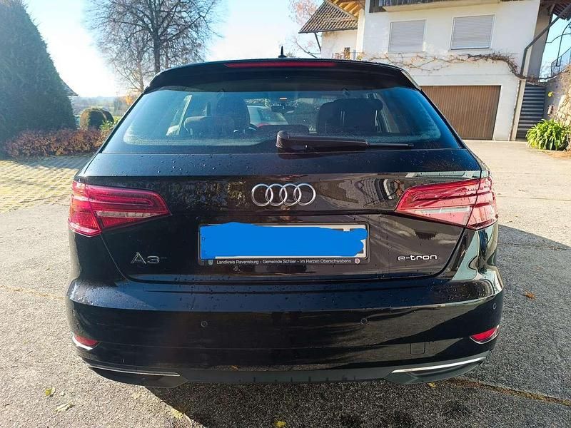 Gebraucht Audi e-tron Sportback 110 kW (150 PS) 2017 Schwarz SUV