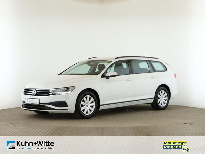 Weiß Gebraucht 2022 VW Passat Basis Kombi | 20.620 € (Guter Preis) - Bild 1/3