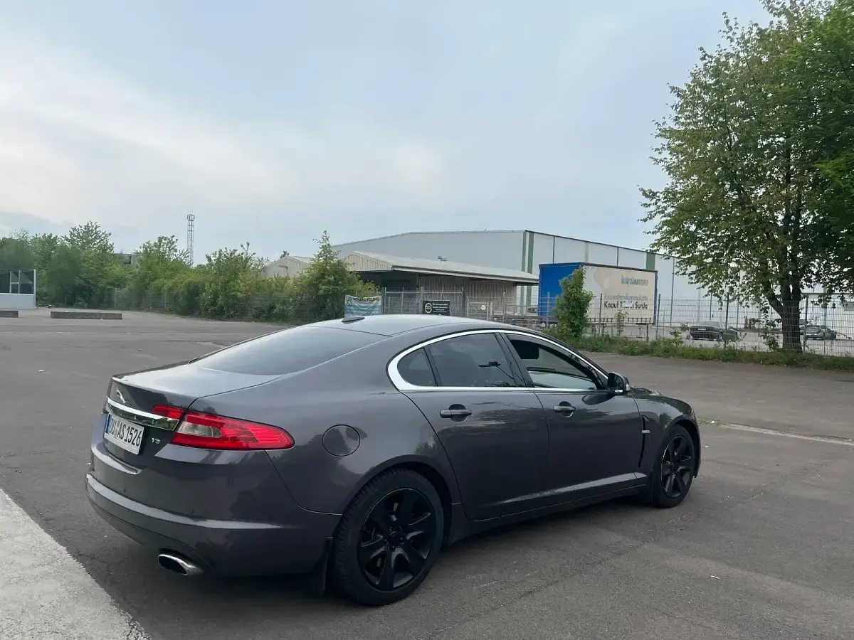 Gebraucht Jaguar XF Luxury 280 PS (205 kW) 2008 Andere farben Limousine