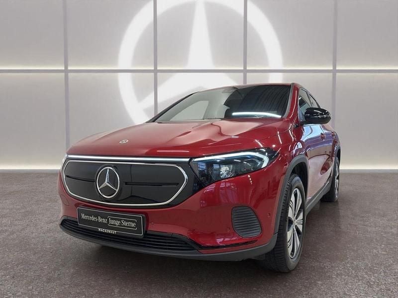 Gebraucht Mercedes EQA350 Progressive 214 kW (292 PS) 2021 Rot SUV