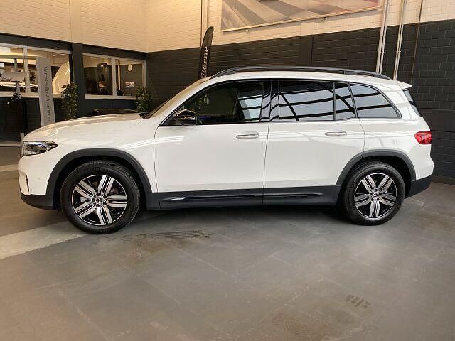 Gebraucht Mercedes EQB300 Electric Art 167 kW (228 PS) 2024 Polarweiß SUV