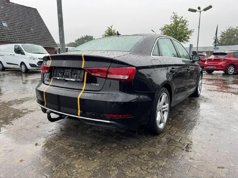 Gebraucht Audi A3 Sport 116 PS (85 kW) 2018 Schwarz