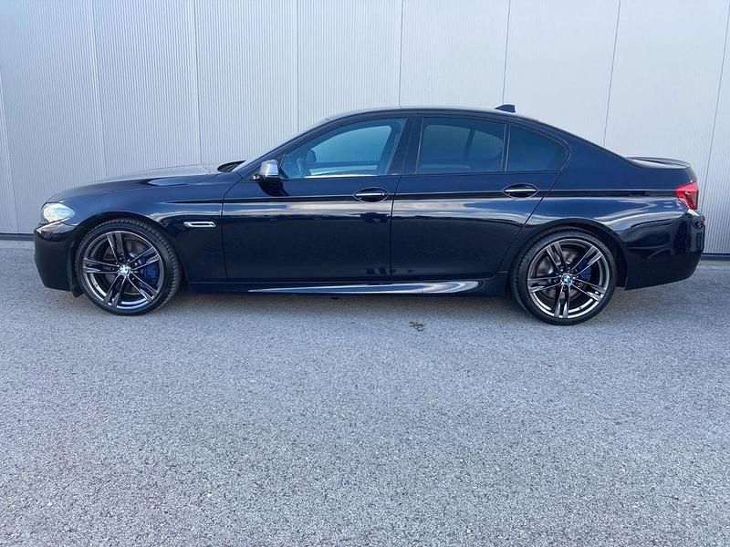 Schwarz Gebraucht 2015 BMW M550 Shadowline Limousine | 18.900 € (Superpreis) - Bild 1/4