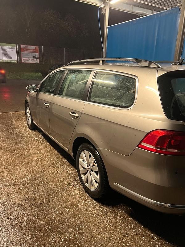 Gebraucht VW Passat 160 PS (117 kW) 2013 Kombi