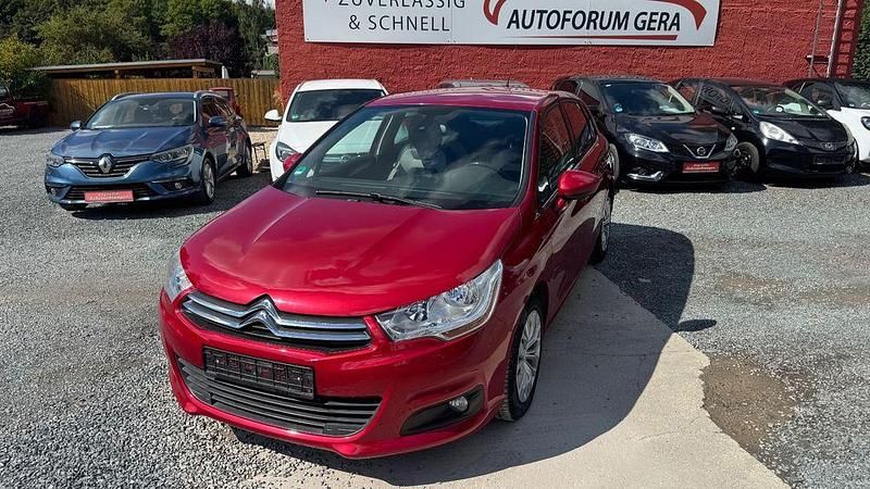Rot Gebraucht 2012 Citroën C4 Limousine | 3.990 € (Fairer Preis) - Bild 1/4
