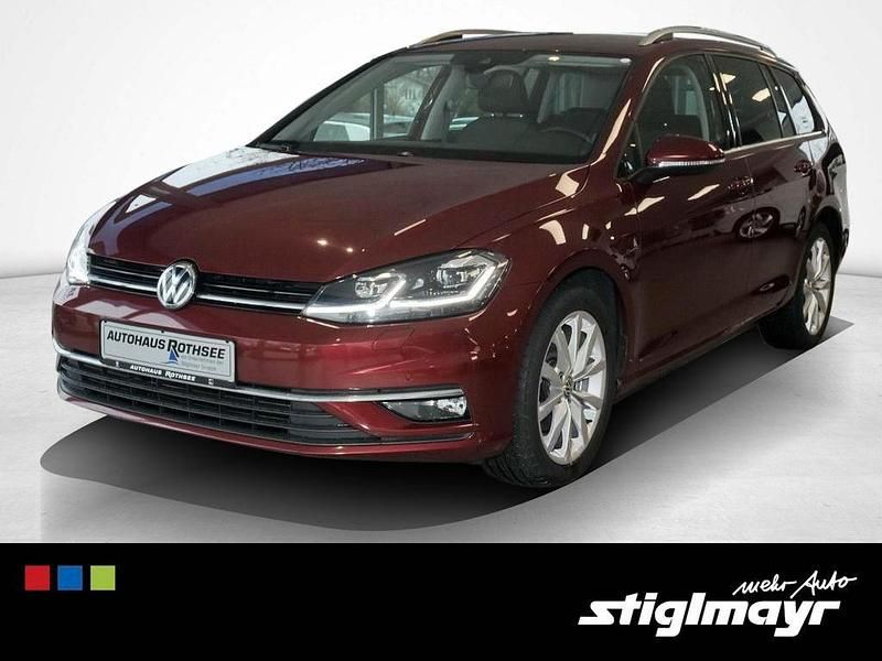 Gebraucht VW Golf VII 150 PS (110 kW) 2019 Cranberry red metallic Kombi