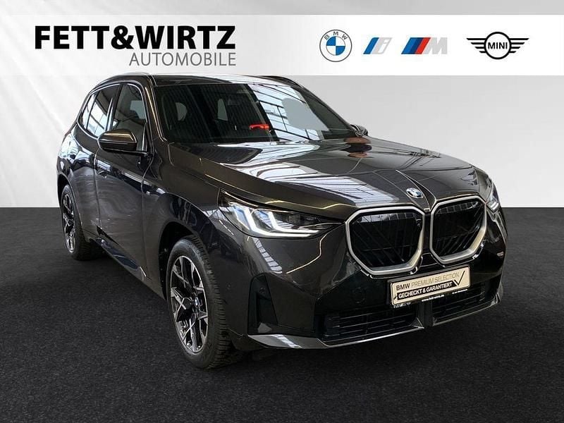 Grau Gebraucht 2025 BMW X3 Comfort Edition SUV | 55.800 € (Guter Preis) - Bild 1/3