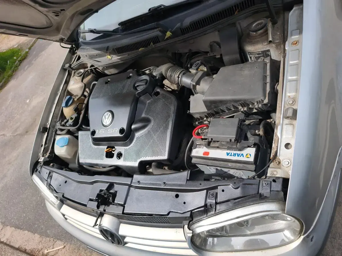 Gebraucht VW Golf 101 PS (74 kW) 1998 Silber Coupé