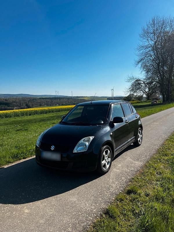 Second-hand Suzuki Swift 92 CP (67 kW) 2008 Negru Hatchback