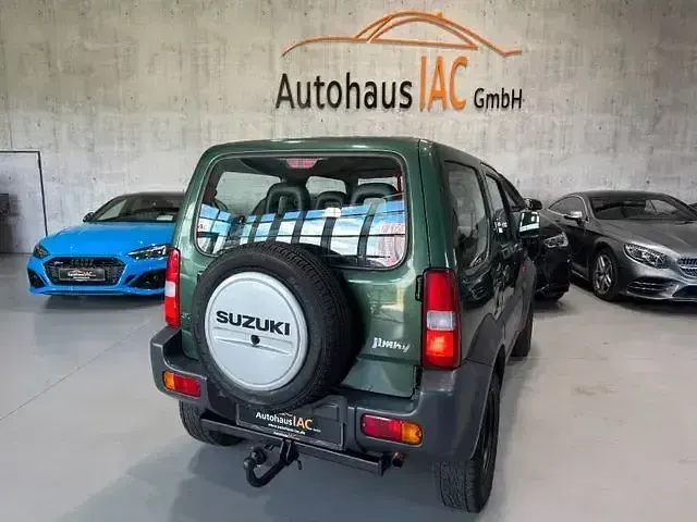 Gebraucht Suzuki Jimny Club 86 PS (63 kW) 2014 Grün SUV