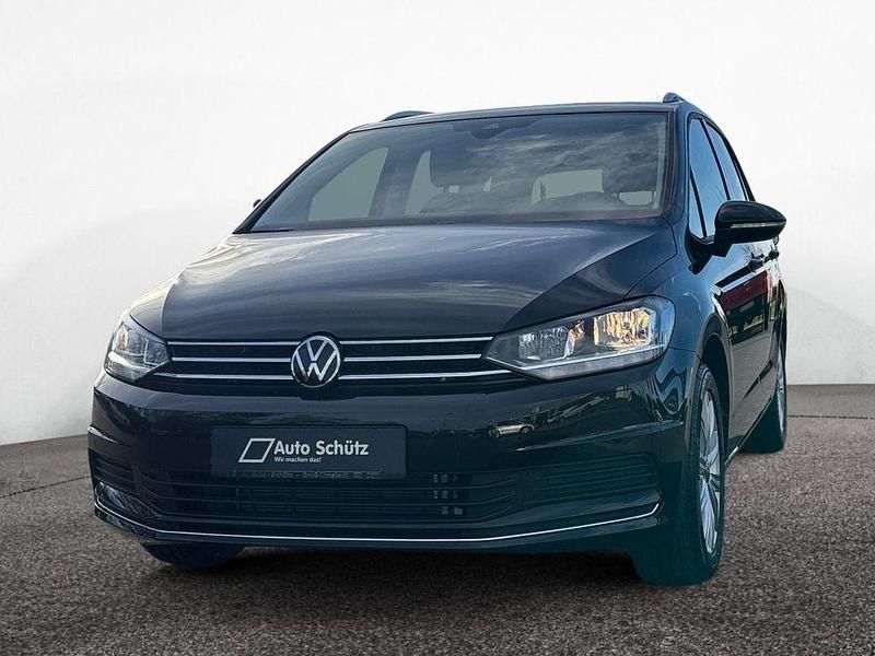 Neu VW Touran 150 PS (110 kW) 2025 Schwarz Van / Kleinbus