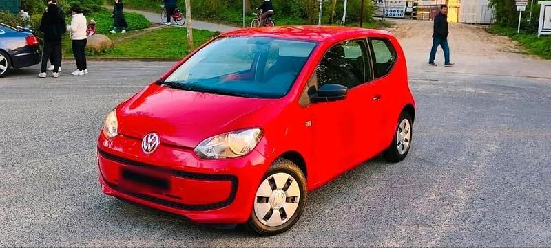 Second-hand VW up! 75 CP (55 kW) 2012 Roșu Hatchback