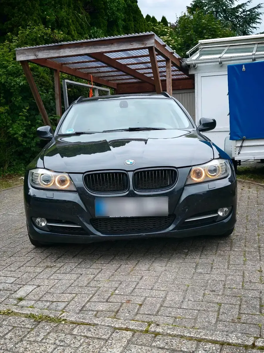 Gebraucht BMW 325 300 PS (220 kW) 2010 Schwarz Kombi