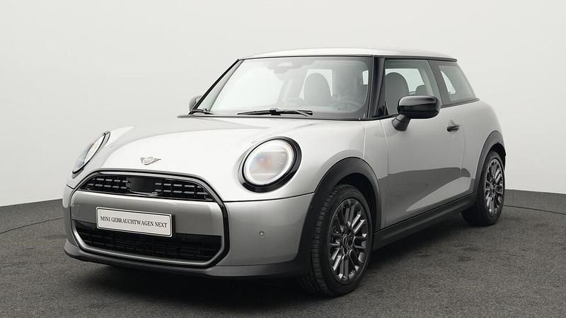 Gebraucht Mini Cooper 114 kW (156 PS) 2025 Silber Kleinwagen