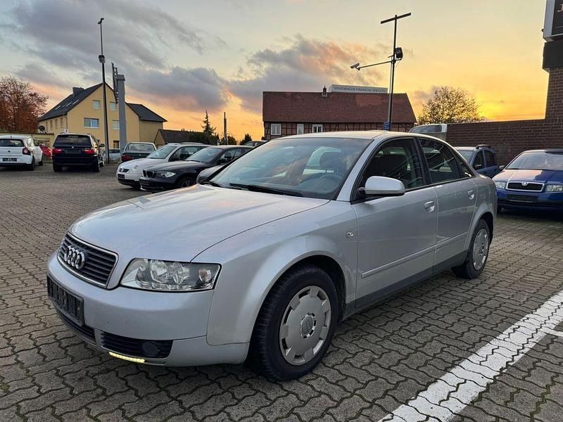 Silber Gebraucht 2002 Audi A4 Limousine | 1.499 € (Superpreis) - Bild 1/4