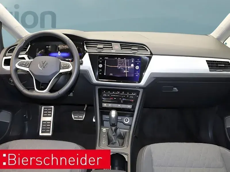 Gebraucht VW Touran 150 PS (110 kW) 2024 Grau Van / Kleinbus